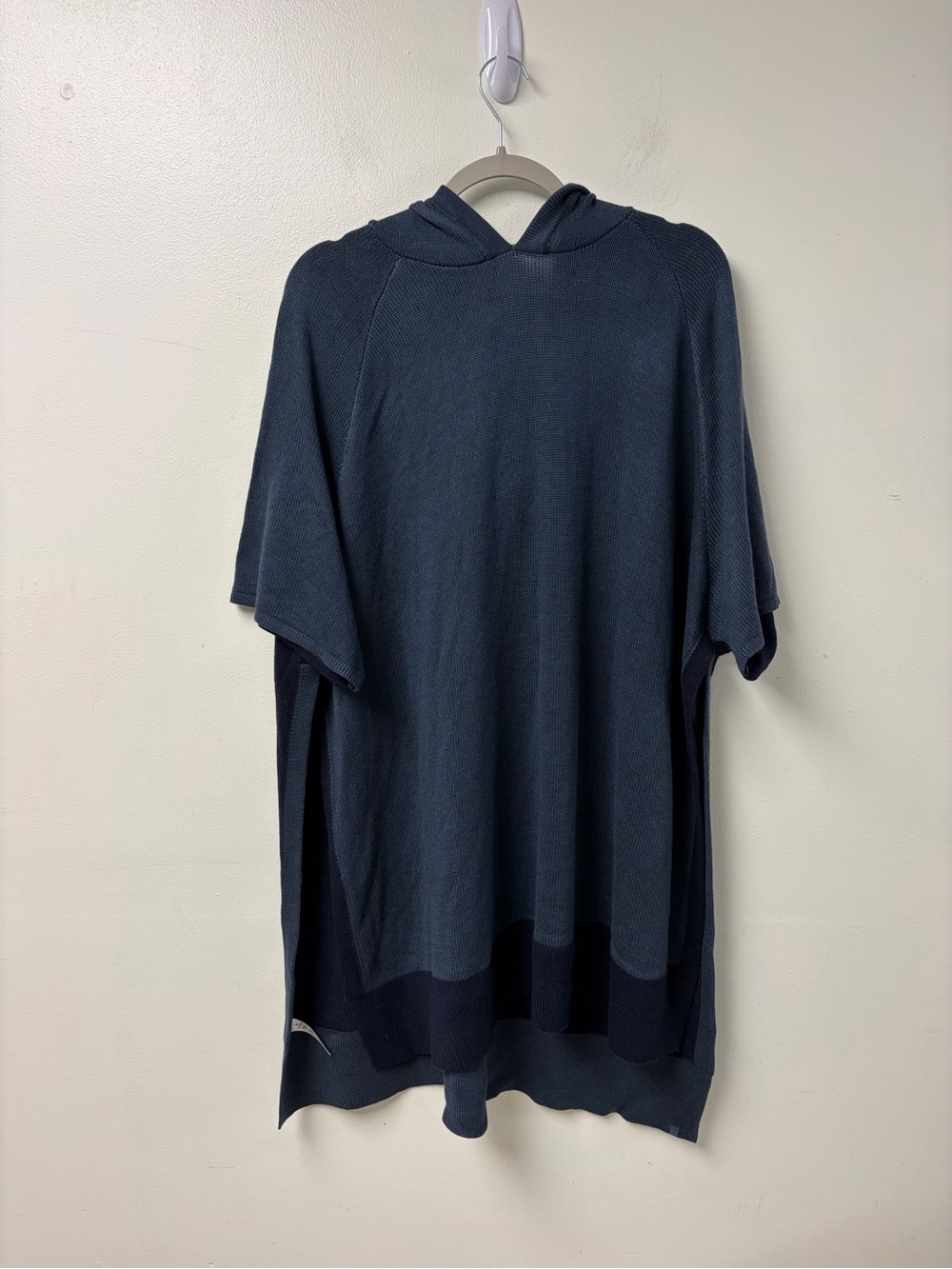 Lululemon Opened Up Poncho Cashmere Blend Blue Size Medium/Large - Picture 5 of 10